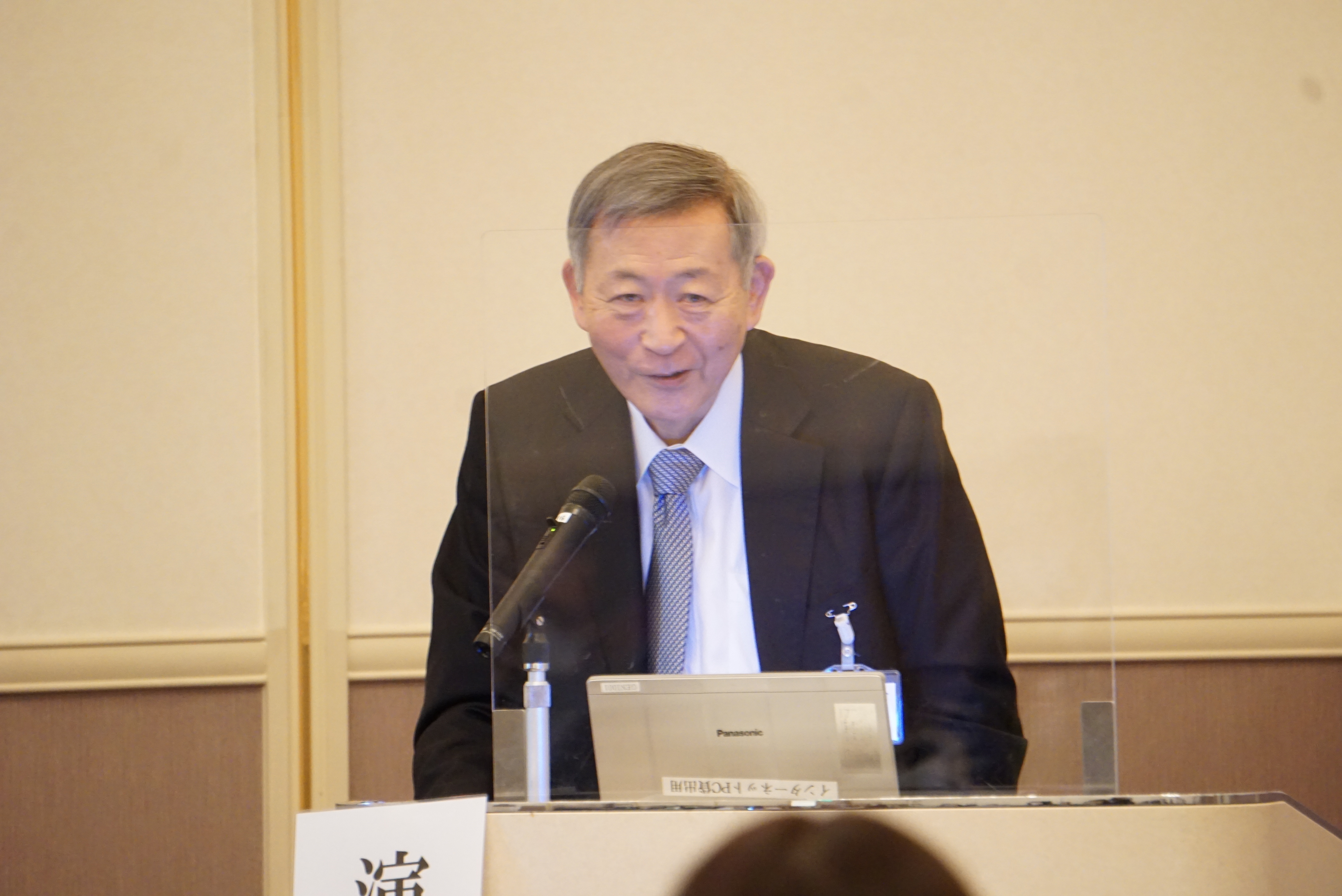 青笹 克之先生(徳洲会病理部門最高顧問)